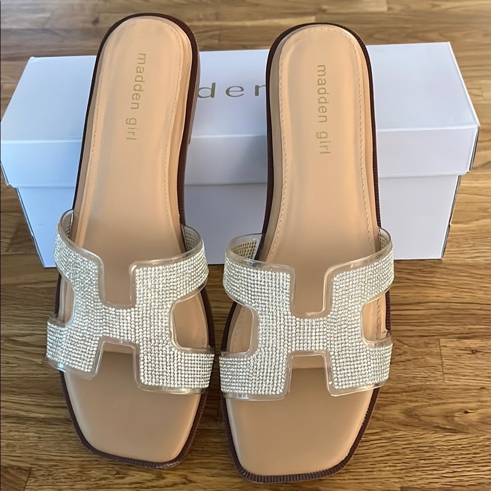 NWT Madden Girl Hailey-R Slide Sandals - Picture 2 of 12